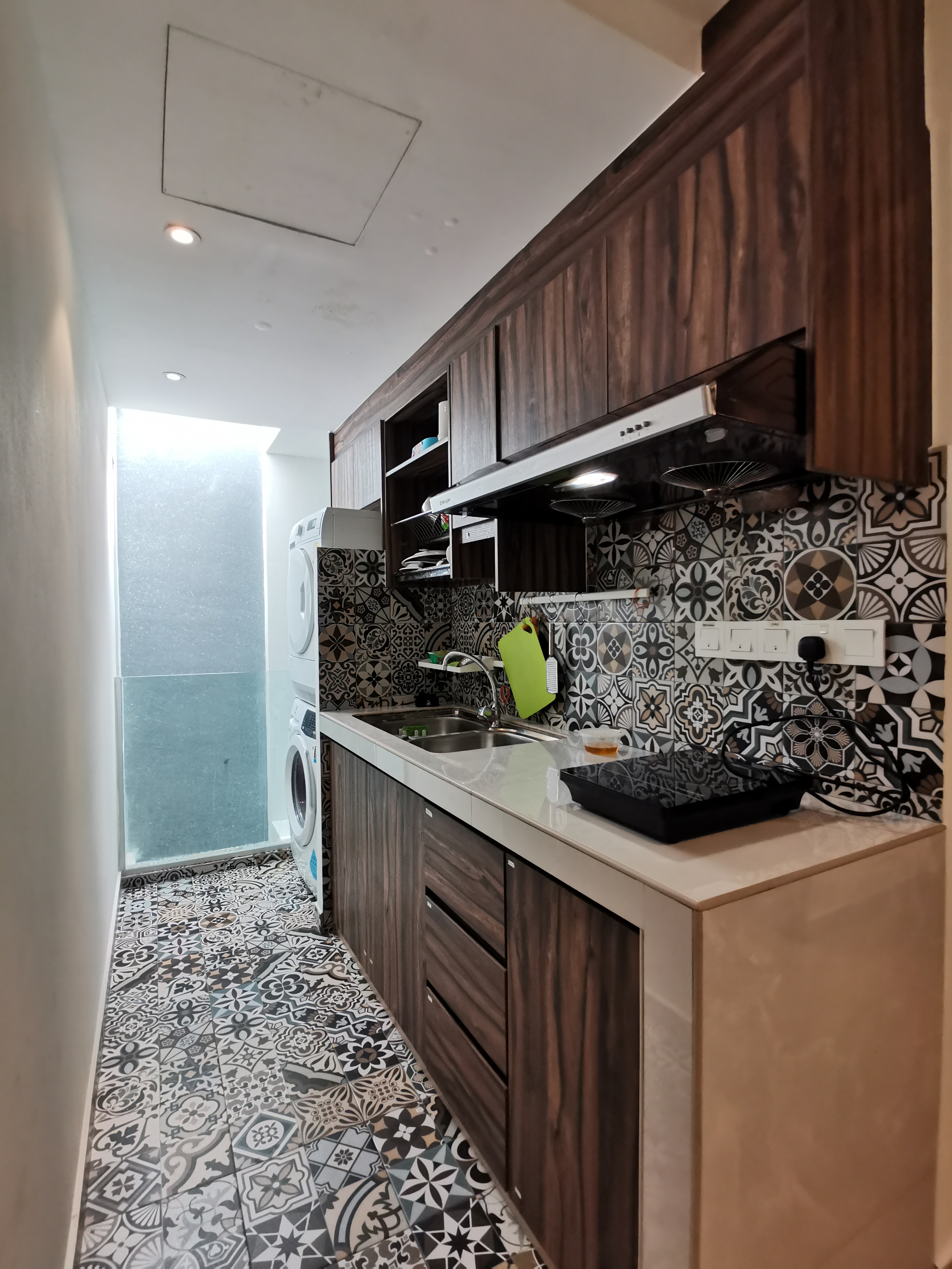 Room Plus TP206  