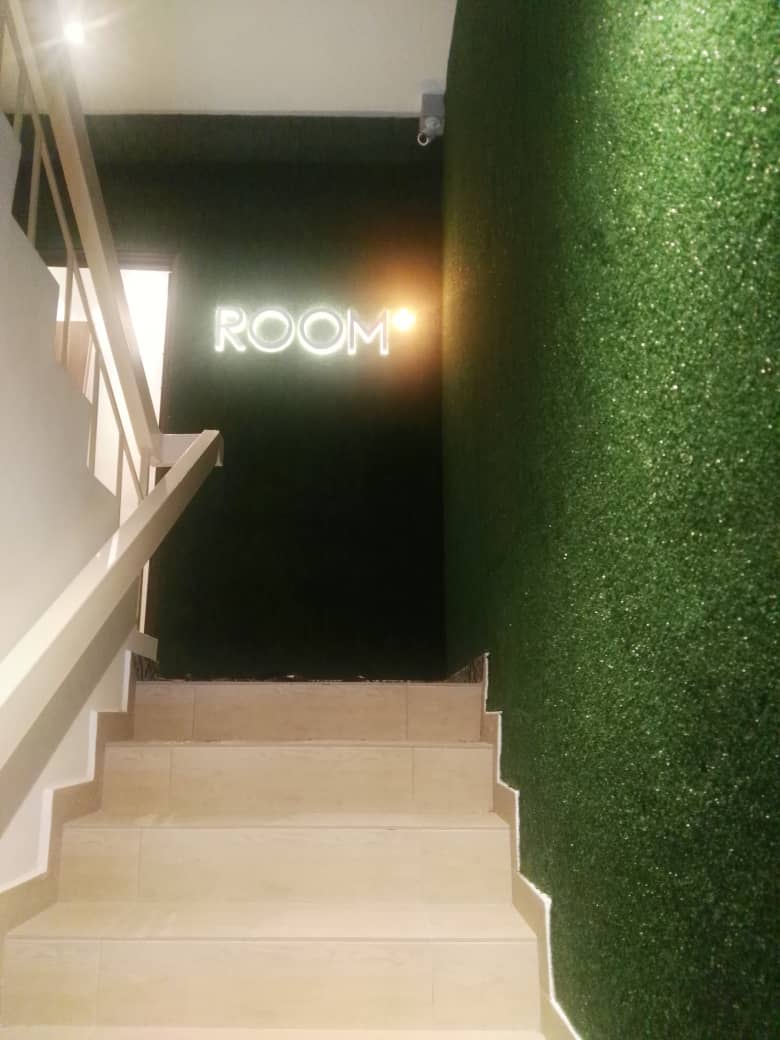Room Plus TP206  