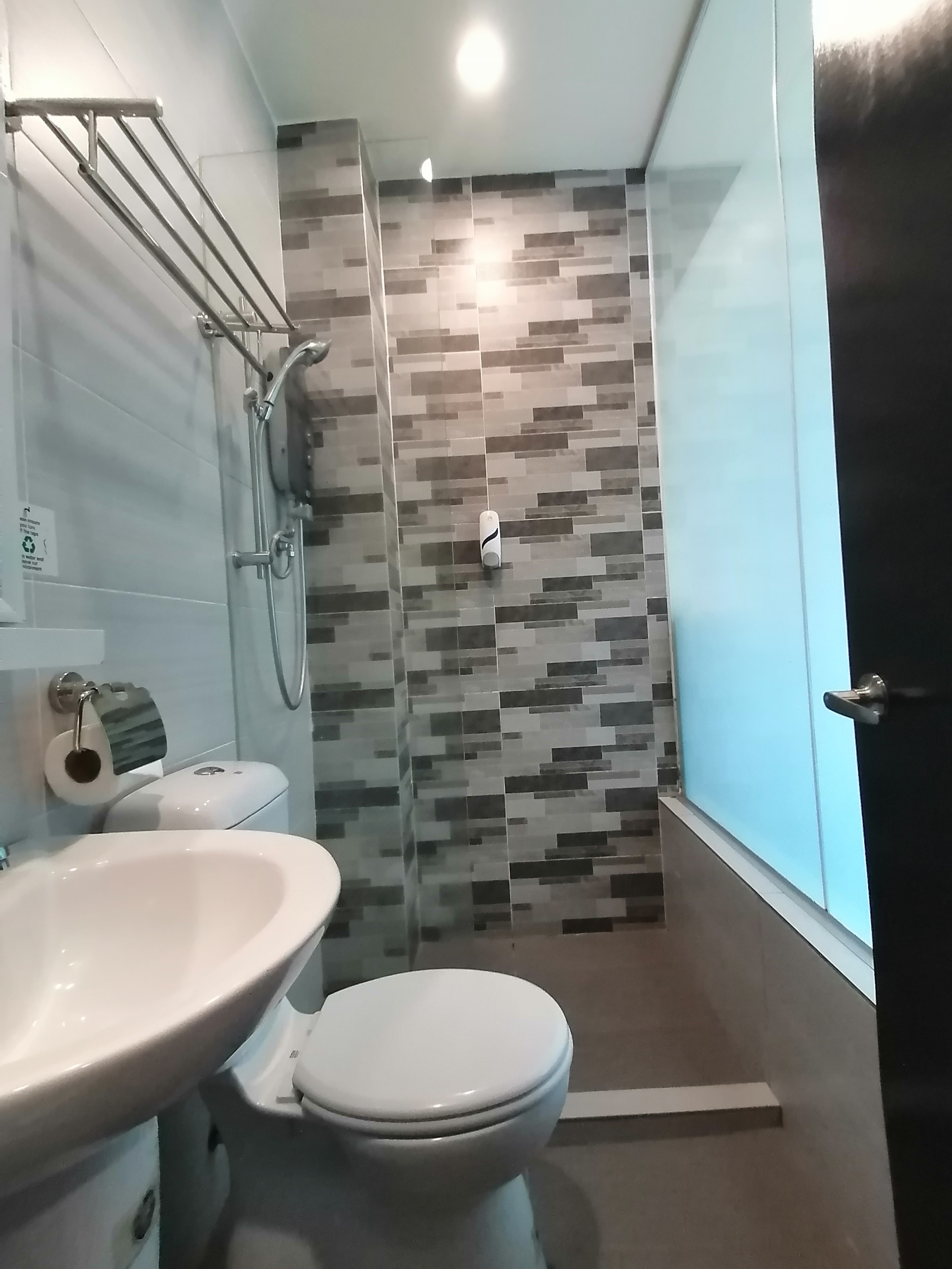 Room Plus BMMJ211