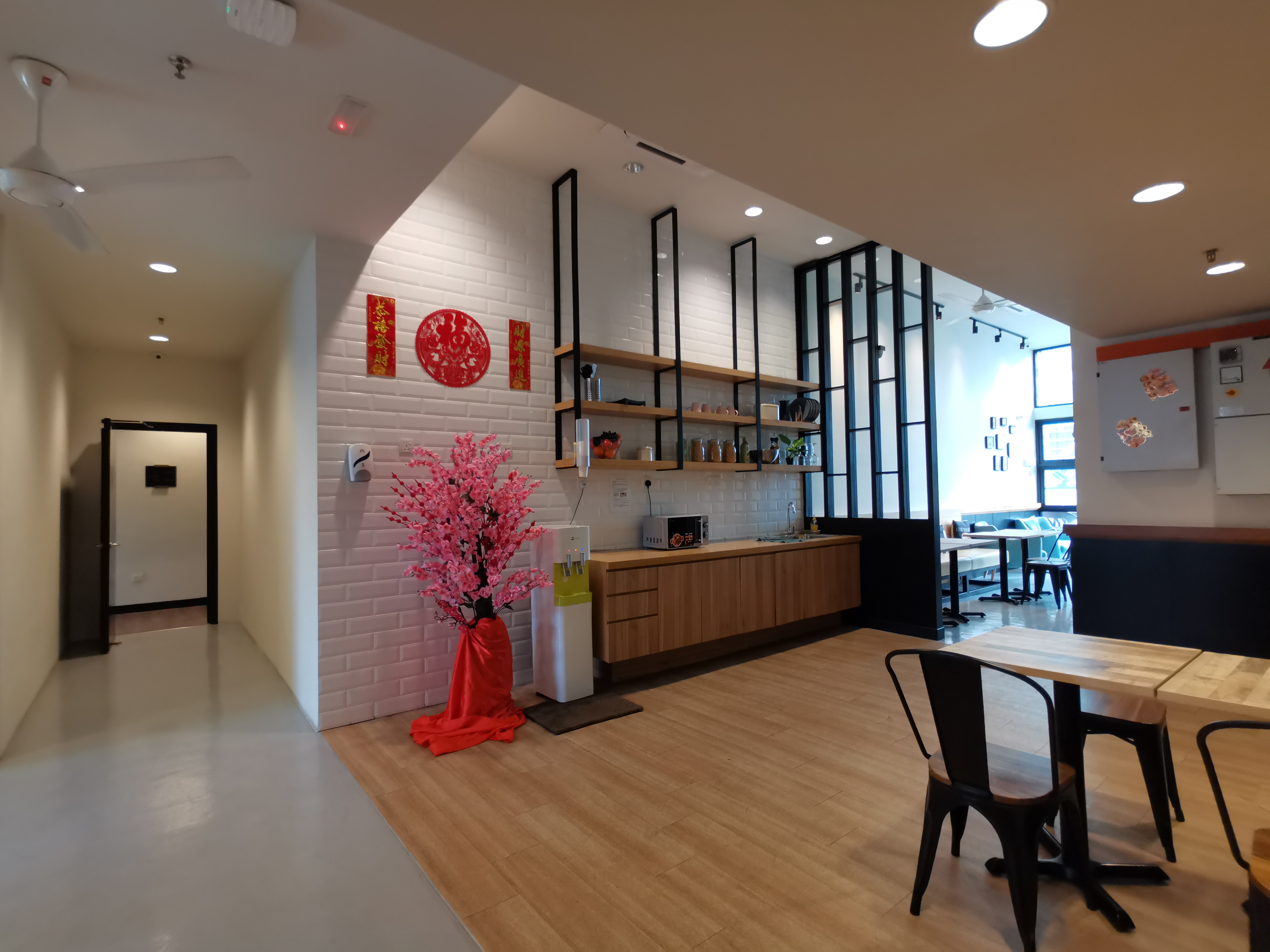 Room Plus BMMJ202