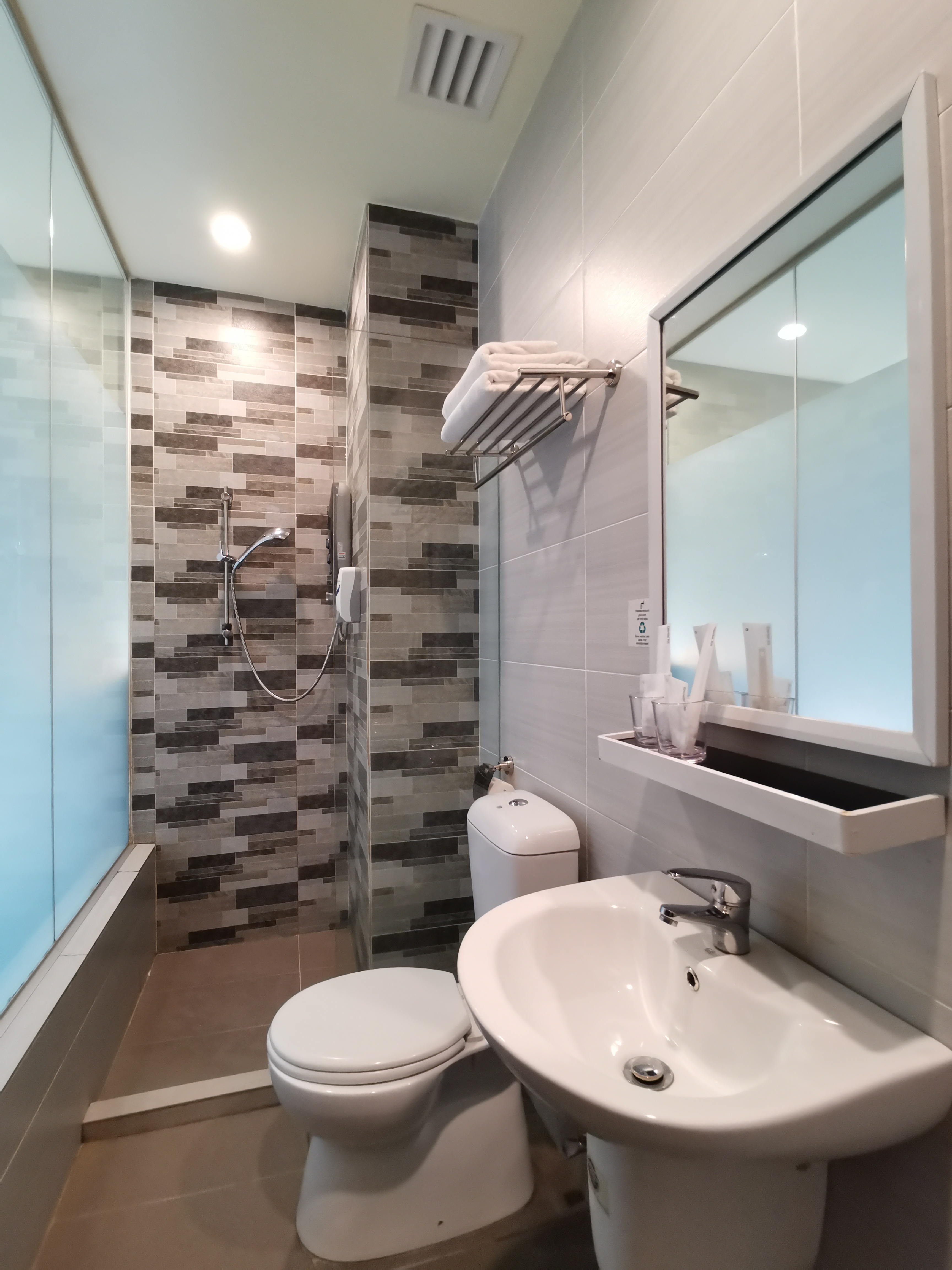 Room Plus BMMJ210