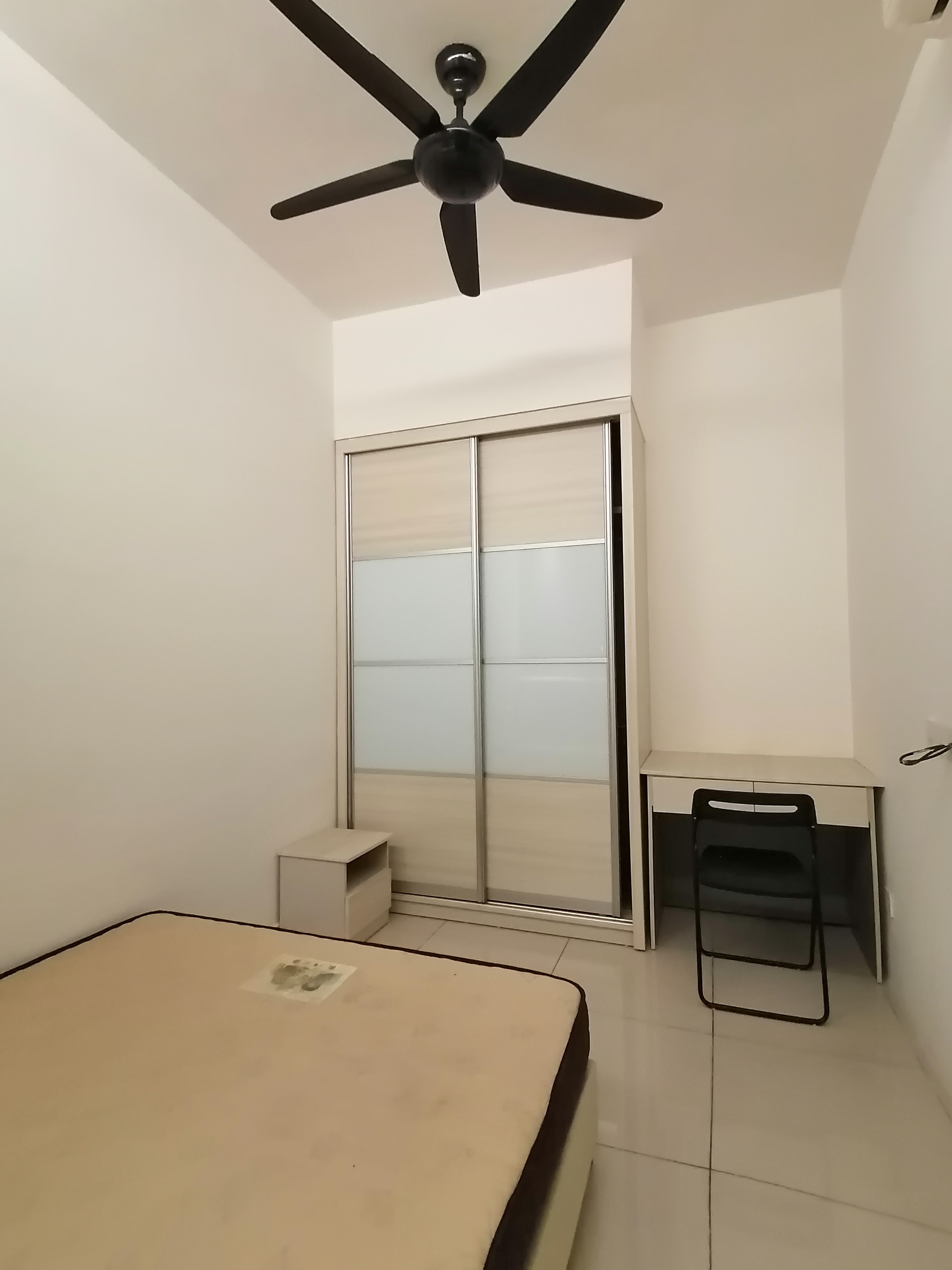 Room Plus DM1706R3 