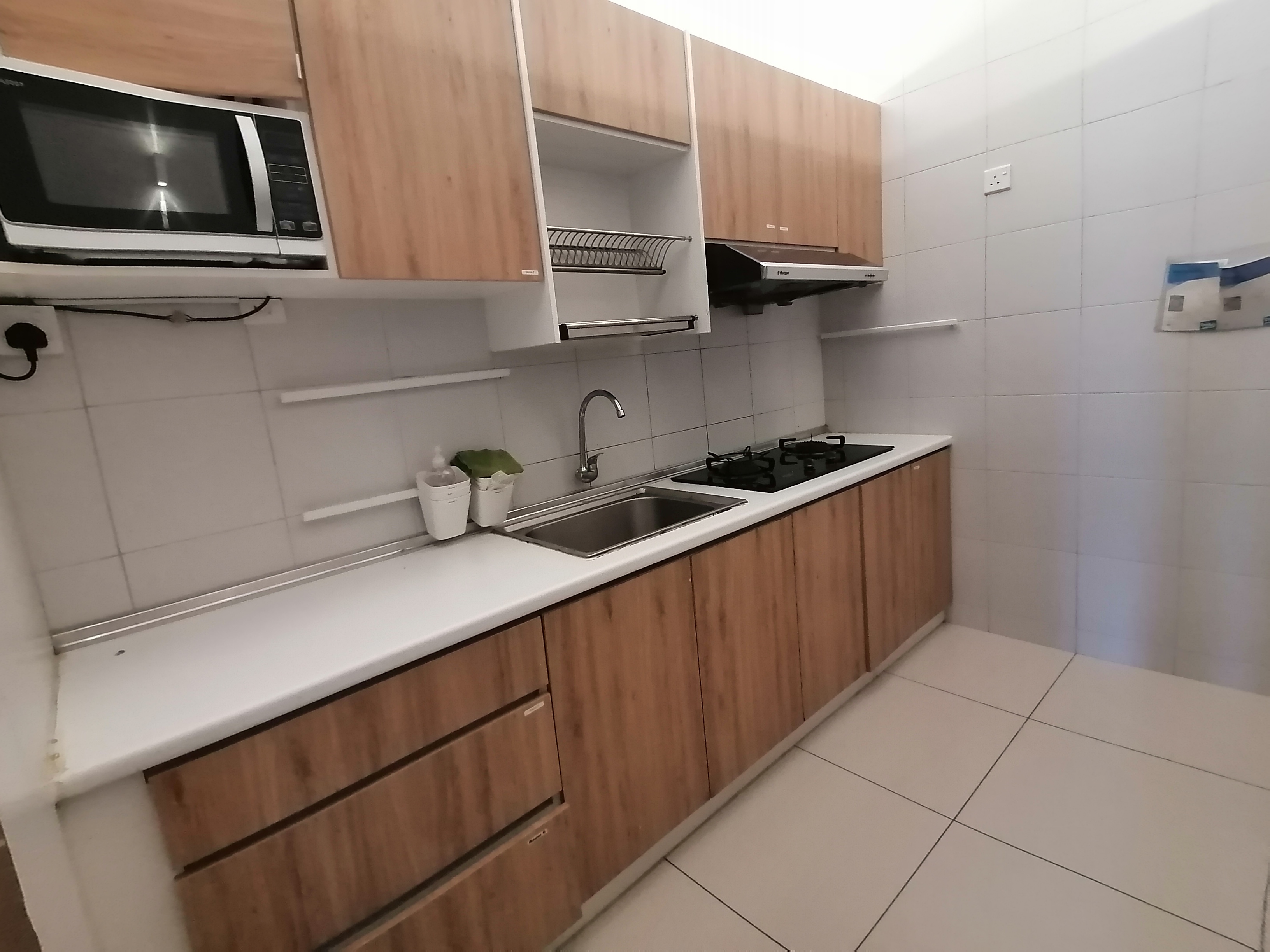 Room Plus DM1601R2  