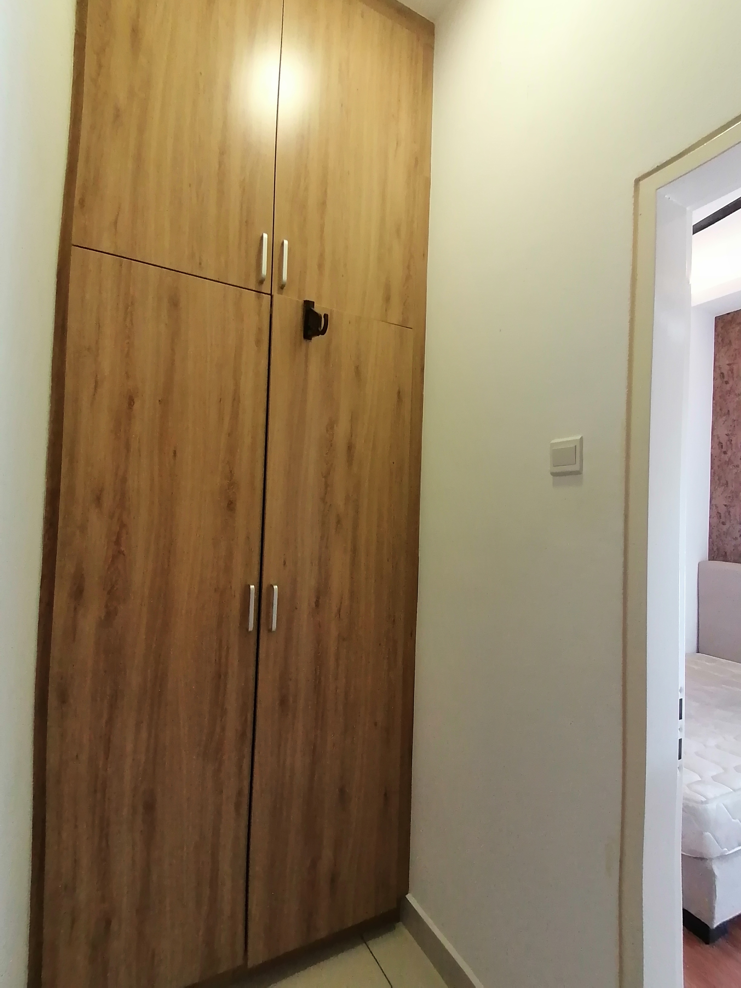 Room Plus DM1601R4  