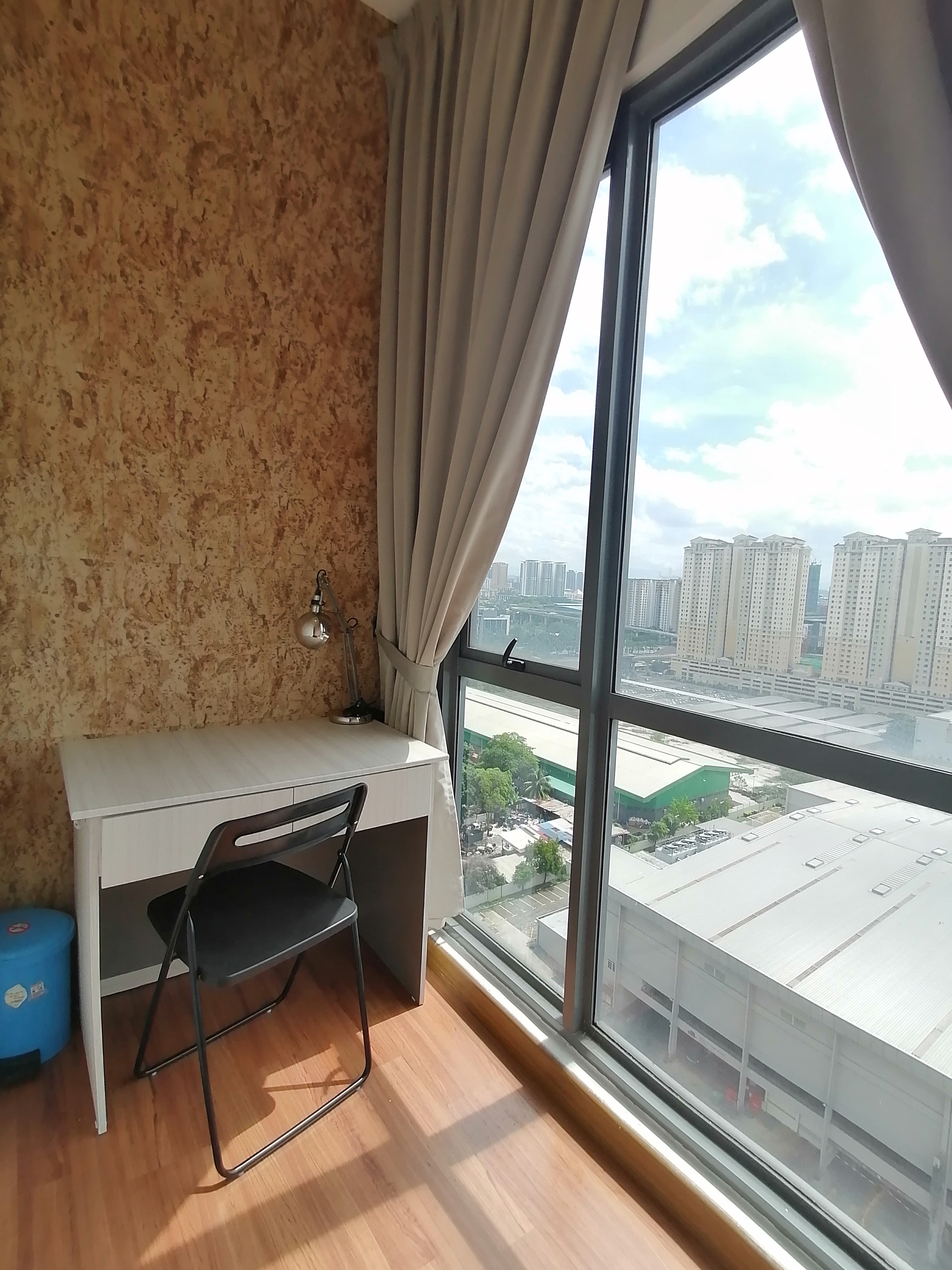 Room Plus DM1601R5 