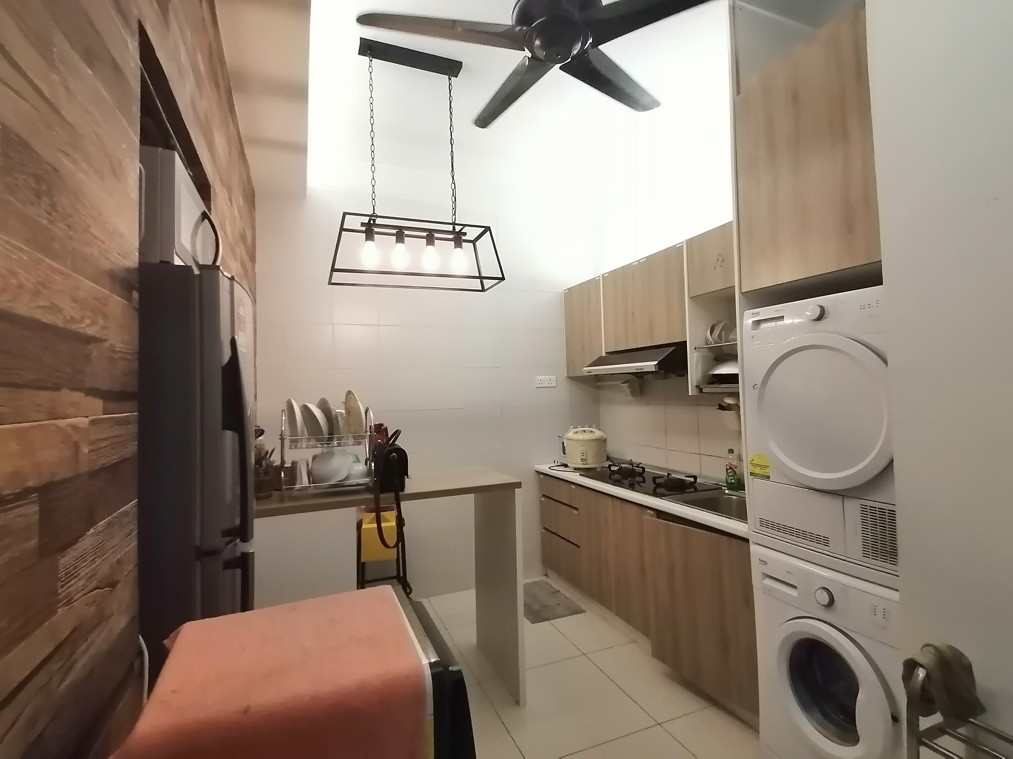 Room Plus DM1808R5  