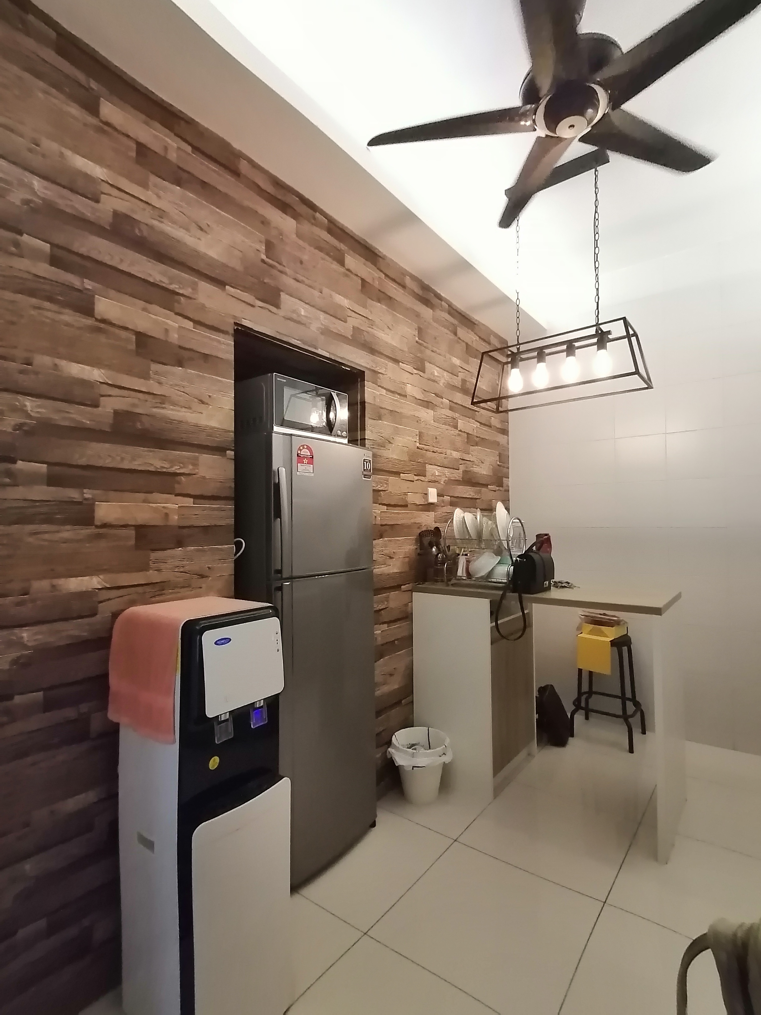 Room Plus DM1808R6