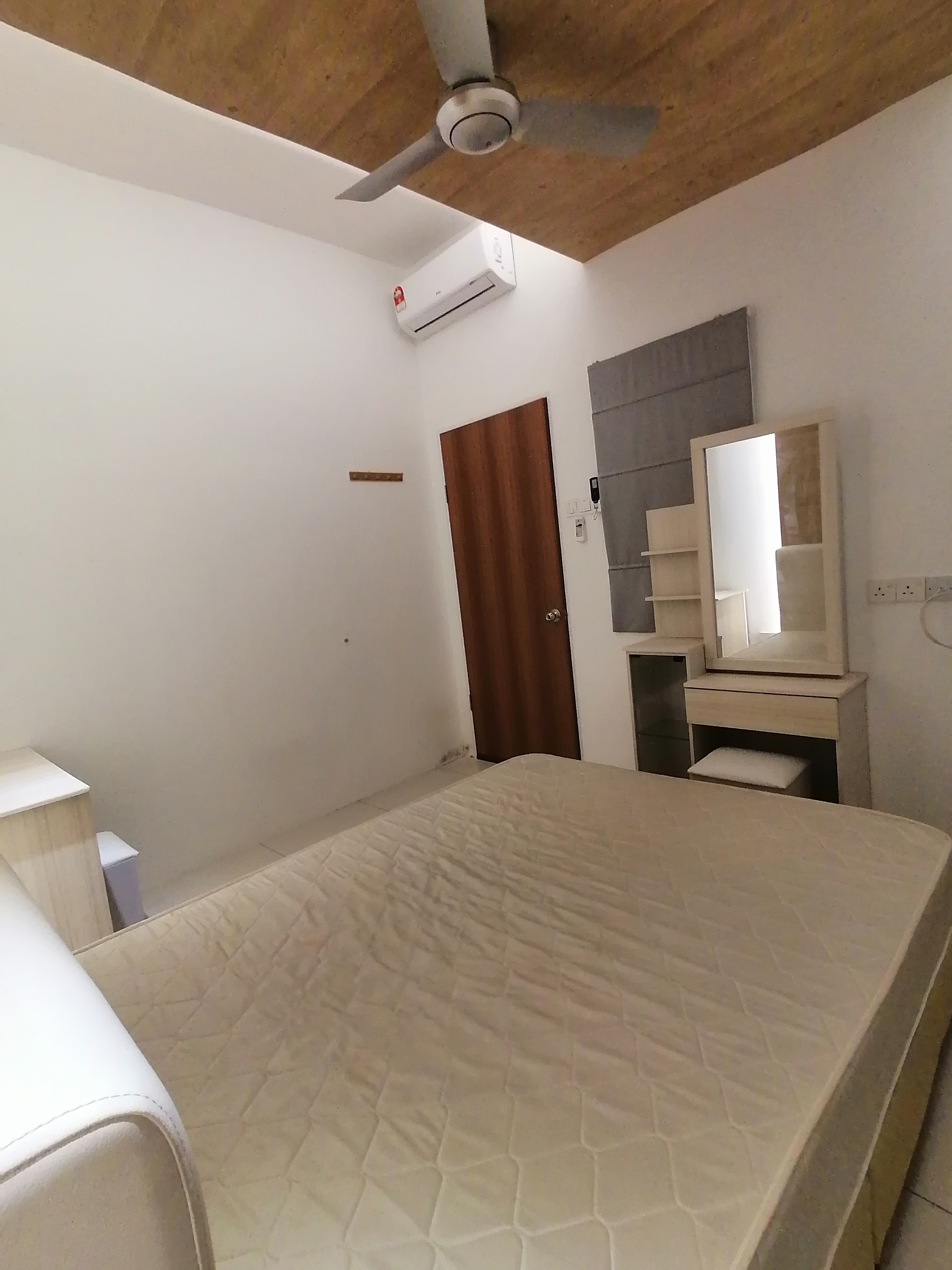 Room Plus 1705 R1