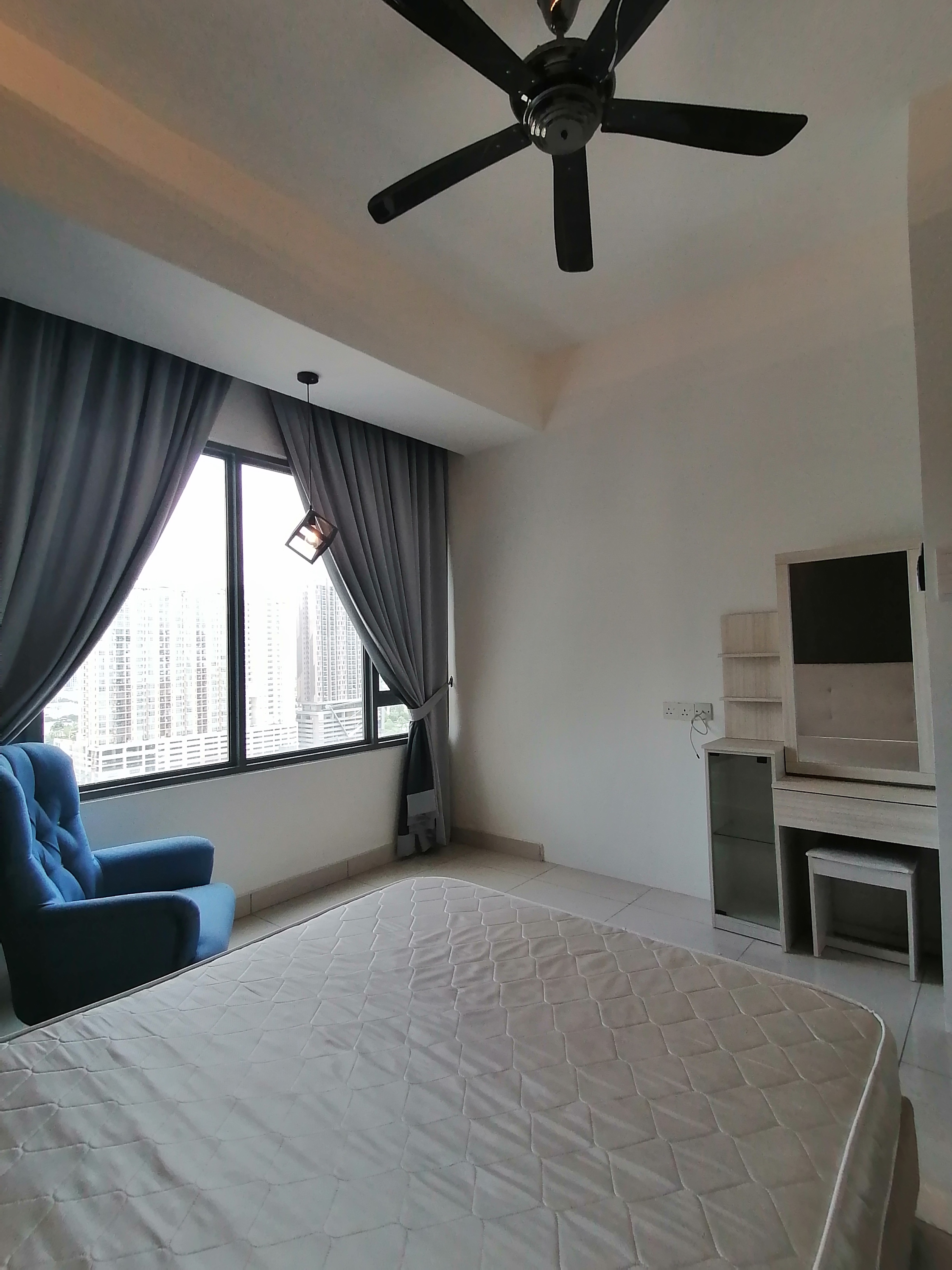 Room Plus DM1705R2 