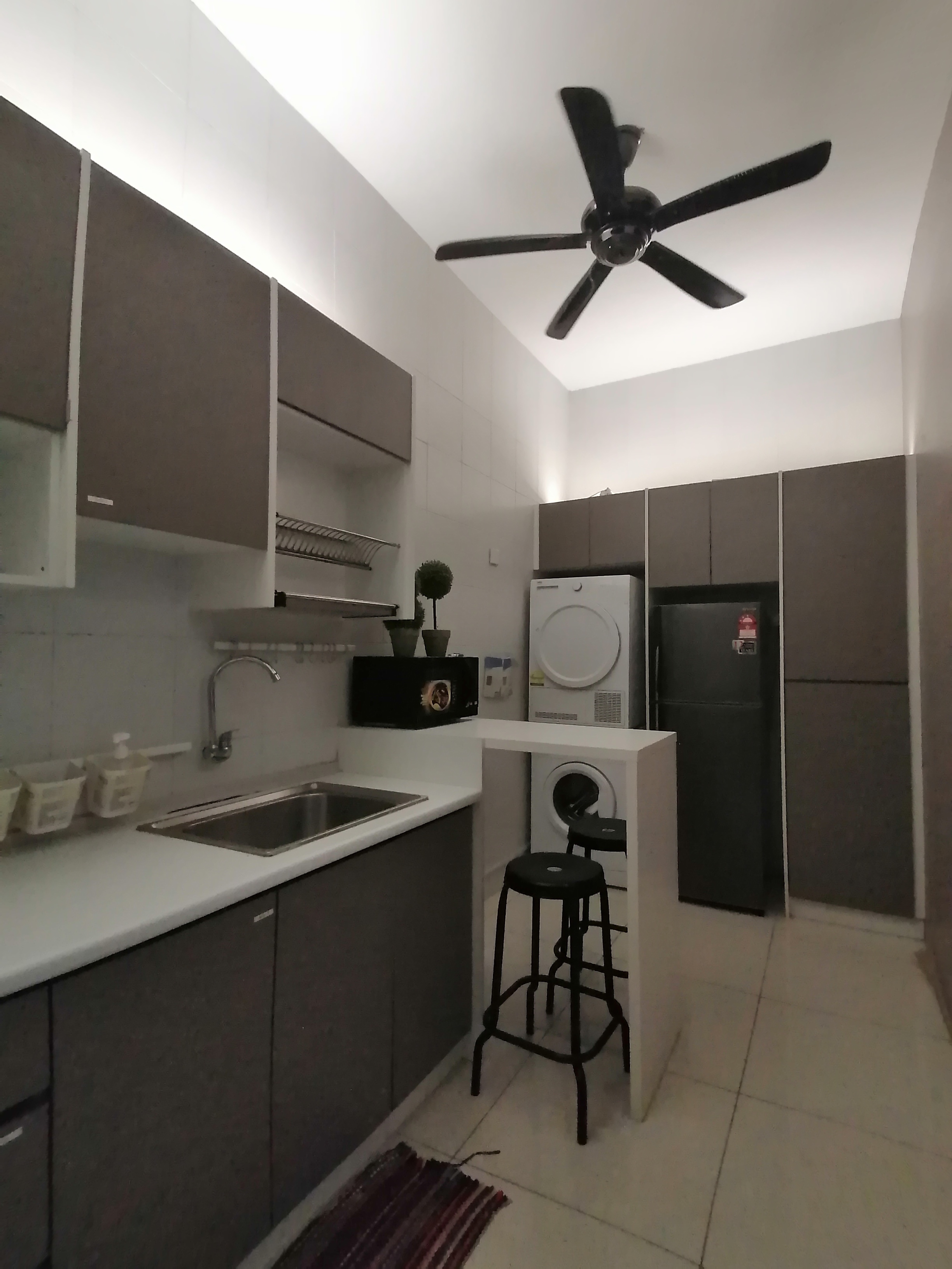 Room Plus DM1705R2 