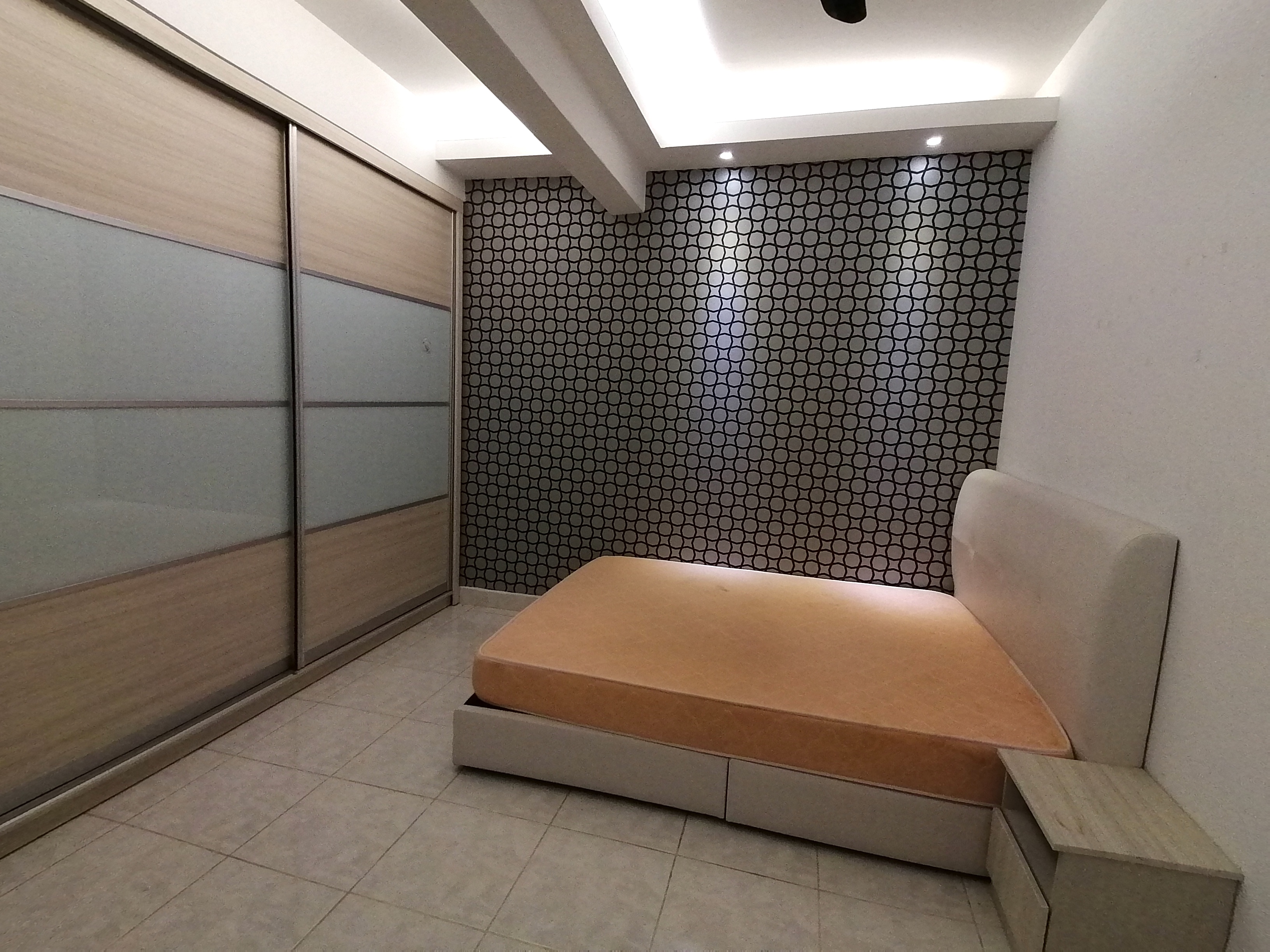 Room Plus CHSE126R5