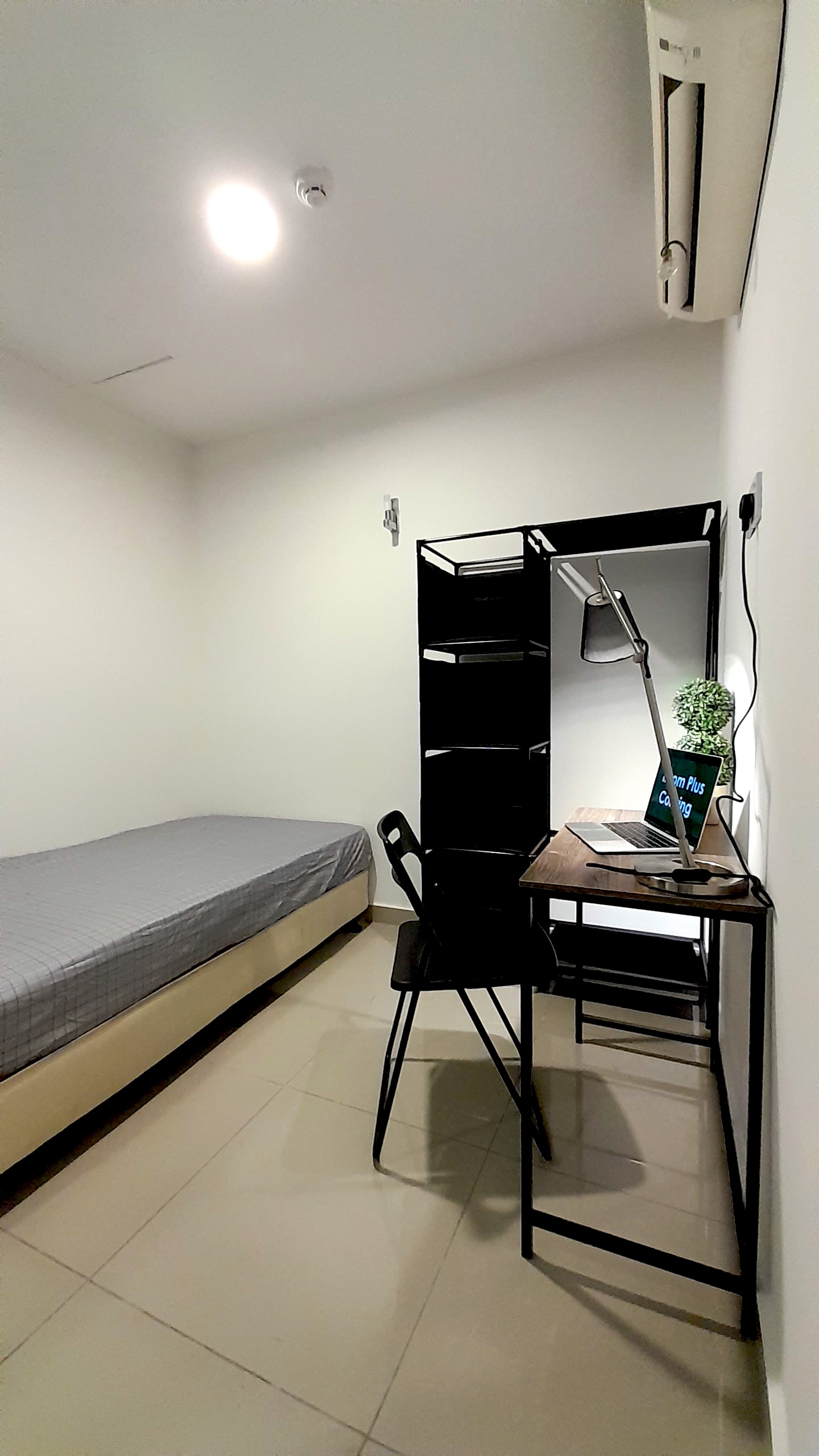 Room Plus 205 05TM136