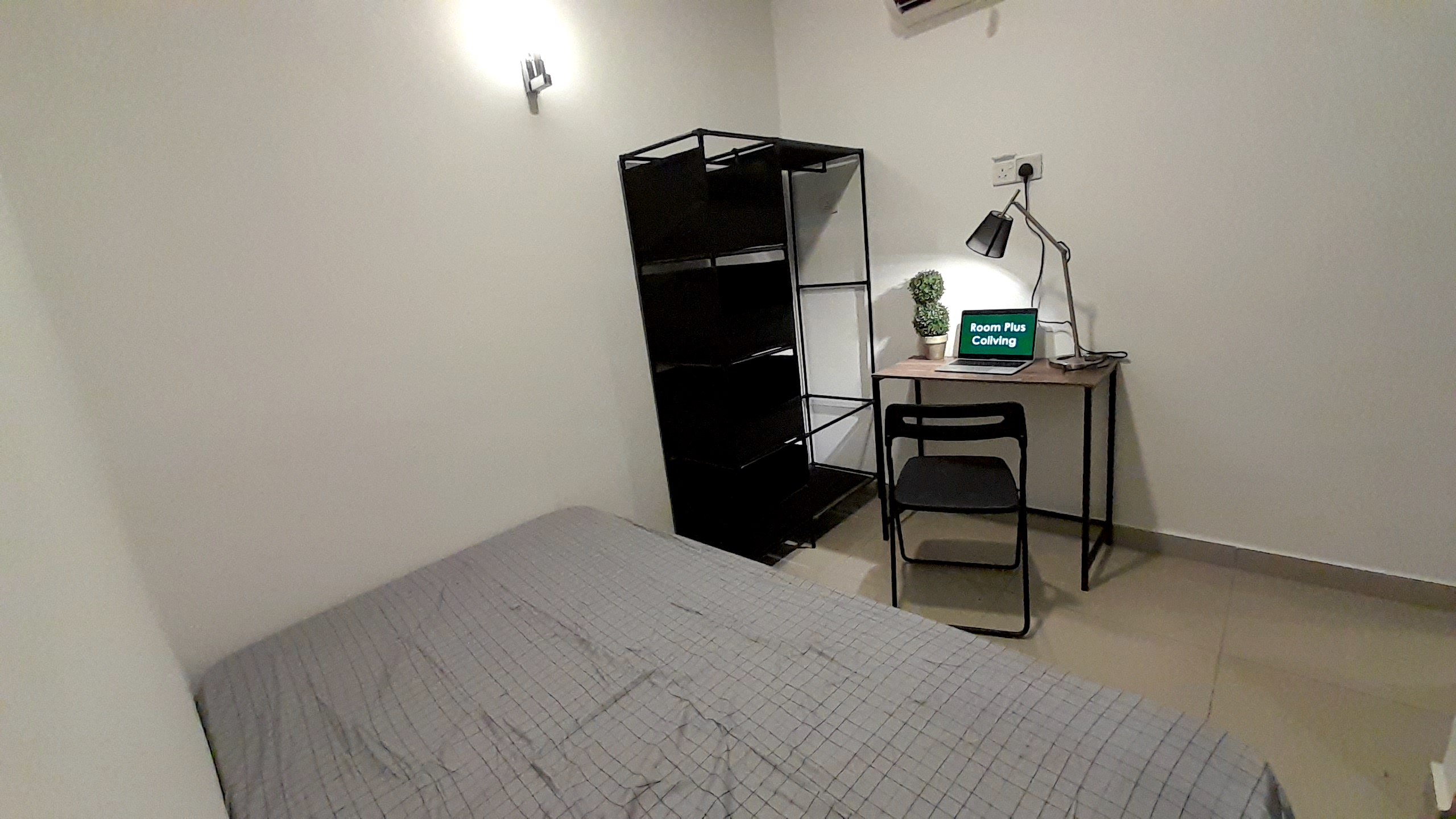 Room Plus 205 05TM136
