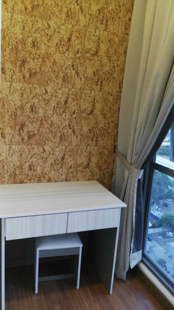 Room Plus DM1501R4 Private Room with Super Single Bed