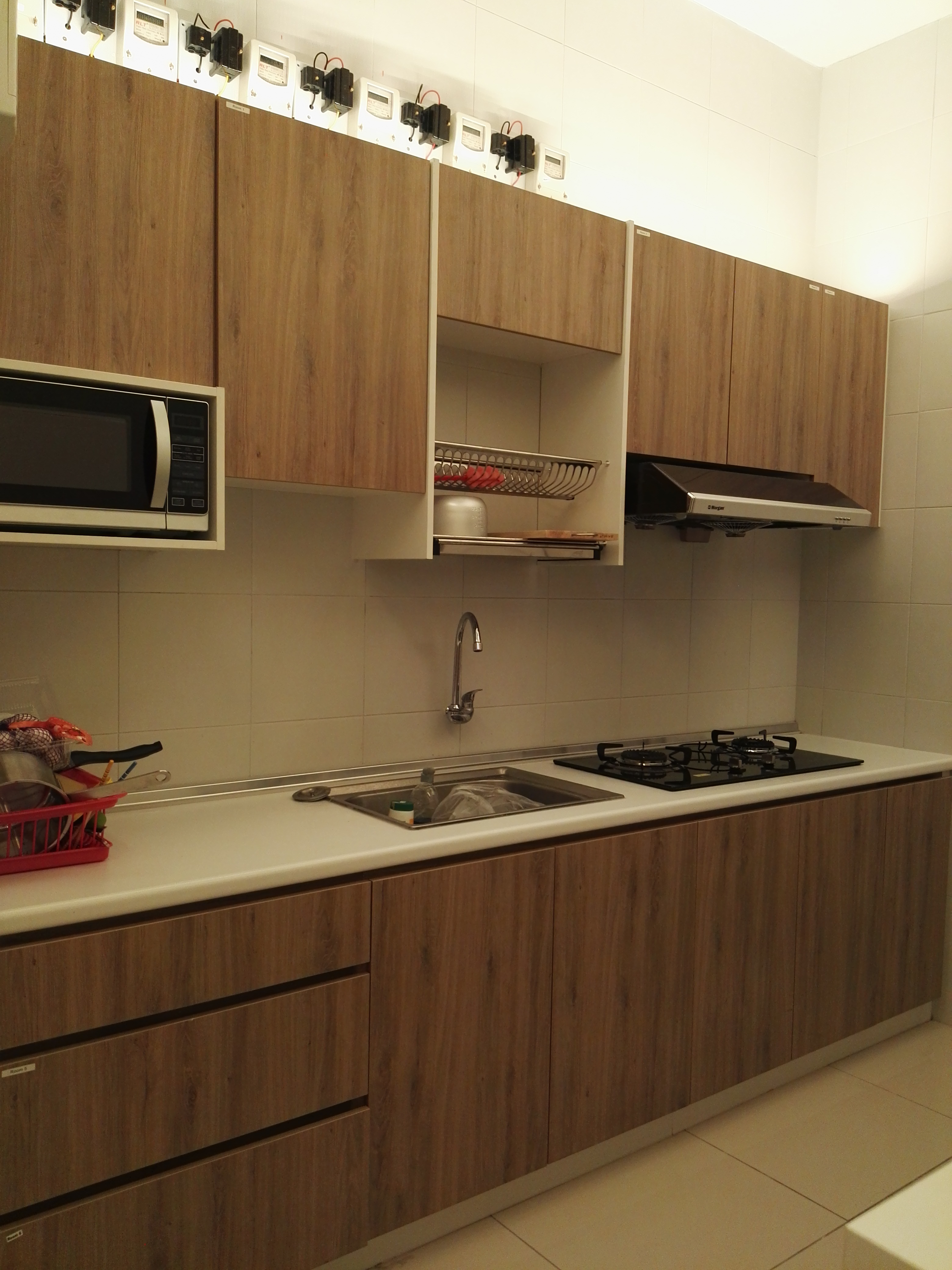 Room Plus DM1501R4 Private Room with Super Single Bed