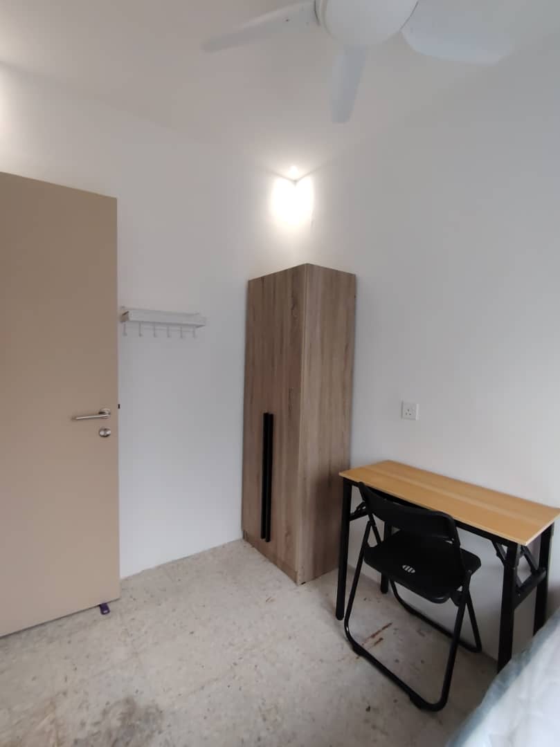 Room Plus M04 13TP23-MF