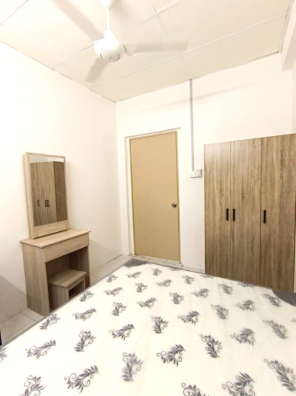 Room Plus 101 06TP43-1