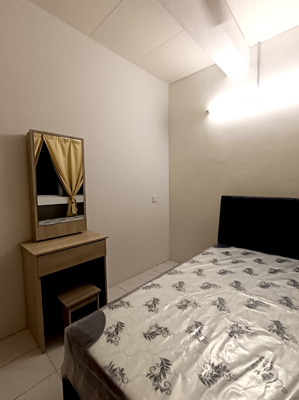 Room Plus 102 06TP43-1