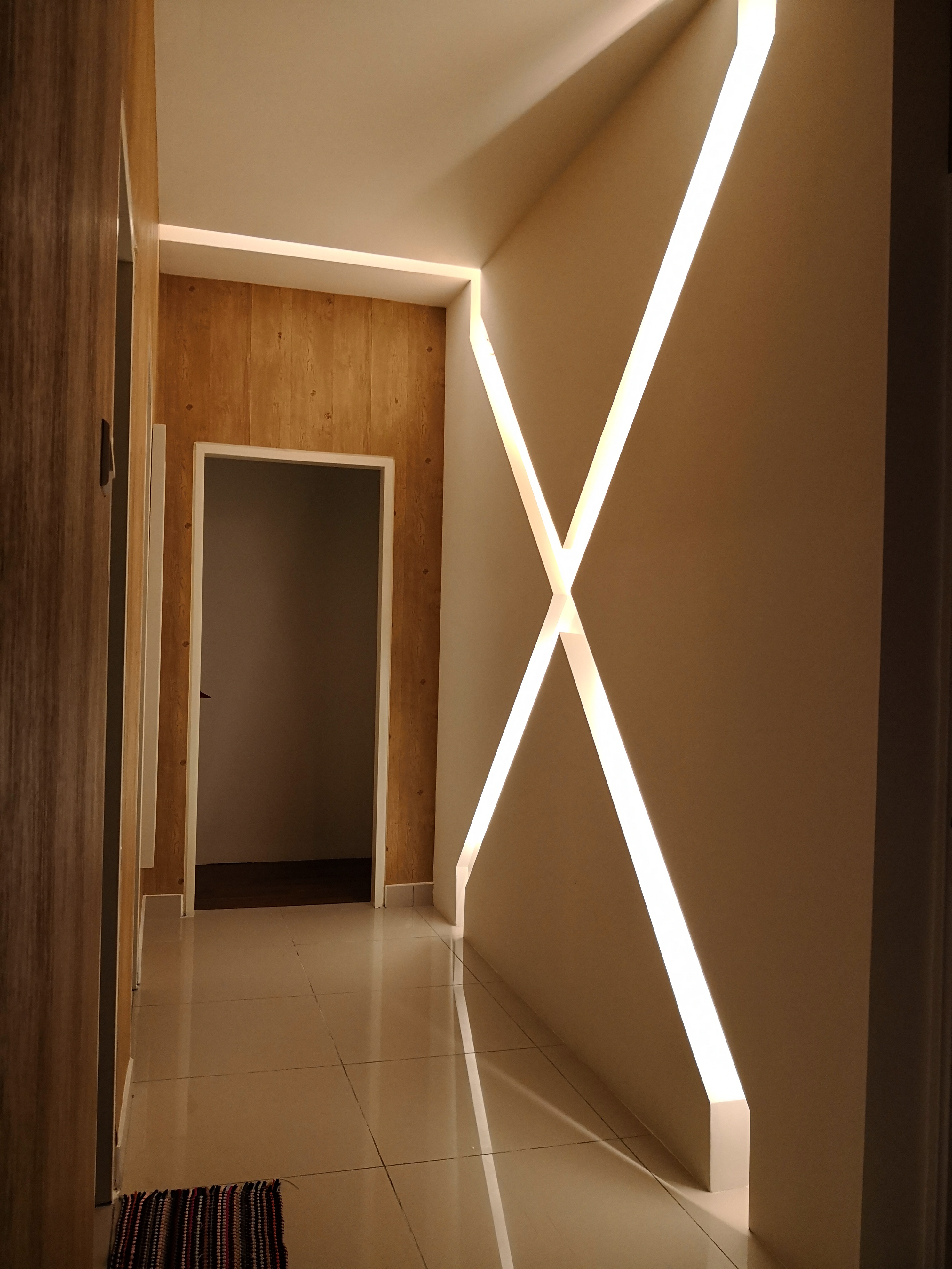 Room Plus DM1601R5 Private Room with Super Single Bed