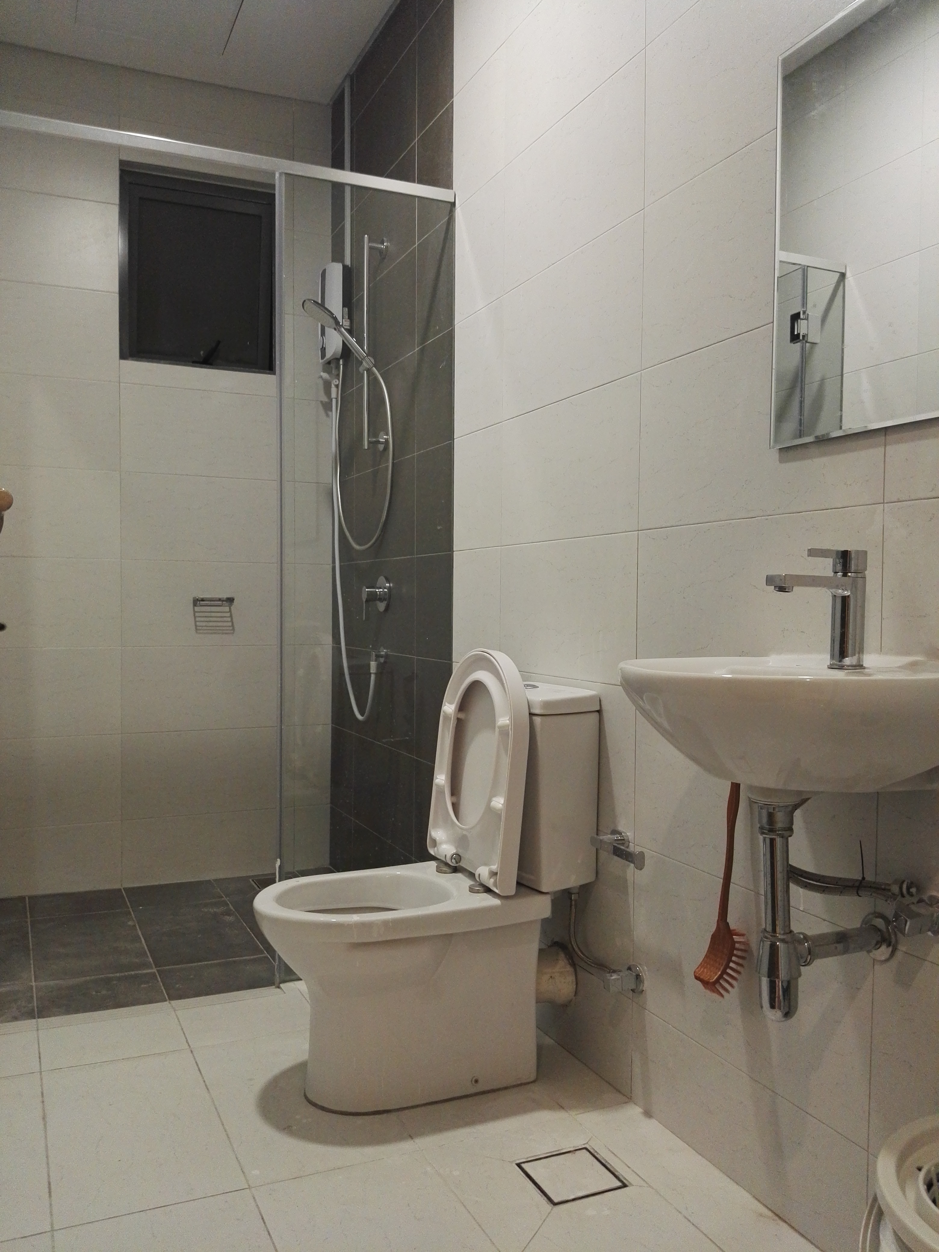 Room Plus DM1708R4 Private Room with Super Single Bed