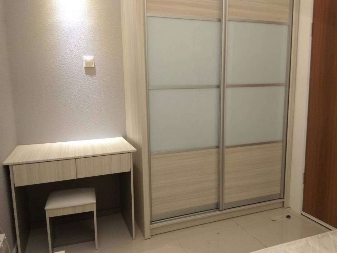 Room Plus DM1802R4 Private Room with Super Single Bed