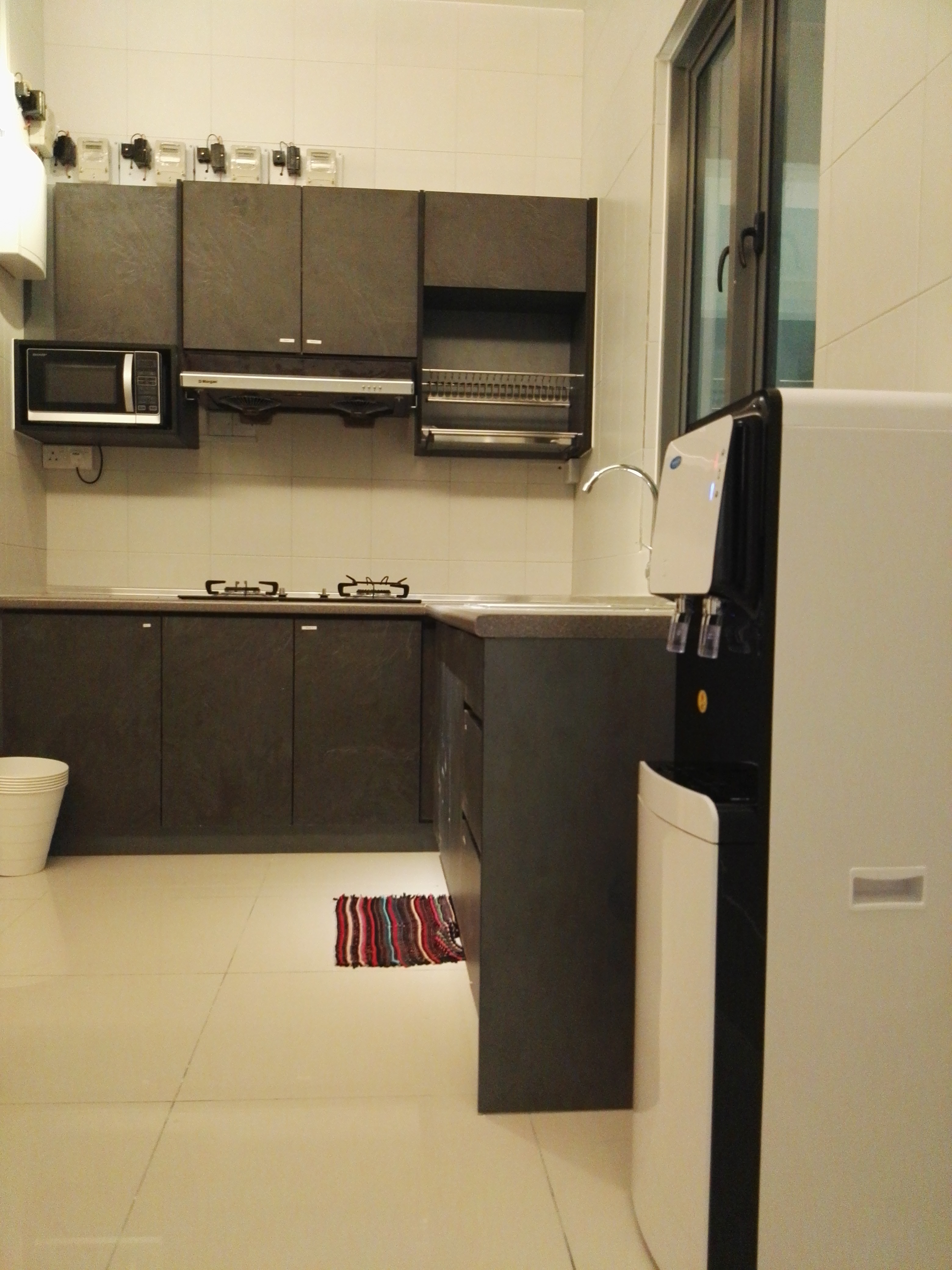 Room Plus DM1802R4 Private Room with Super Single Bed
