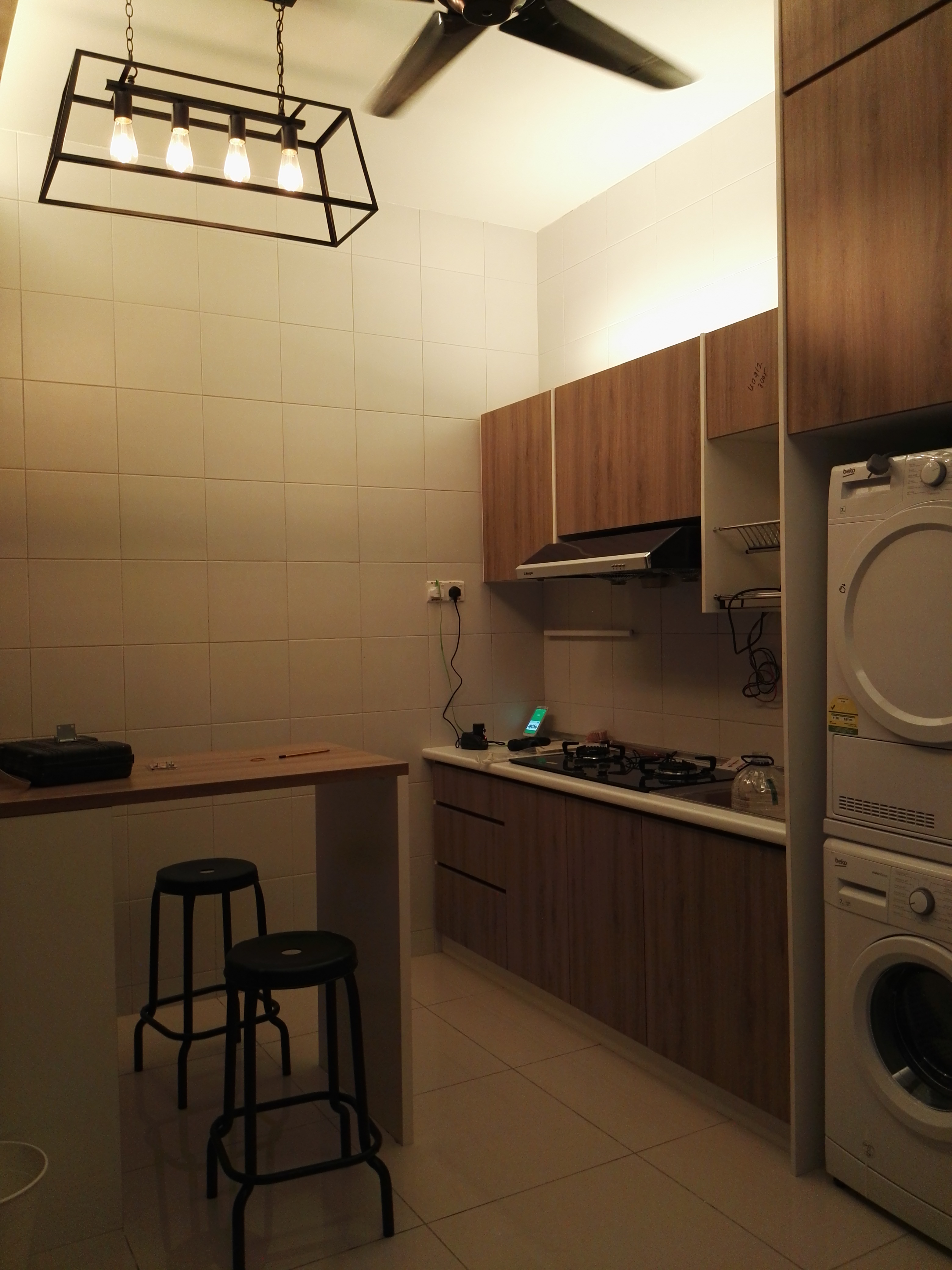 Room Plus DM1808R4 Private Room with Super Single Bed