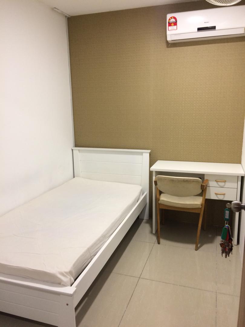 Room Plus AS3A08R4 Private Room with Single Bed