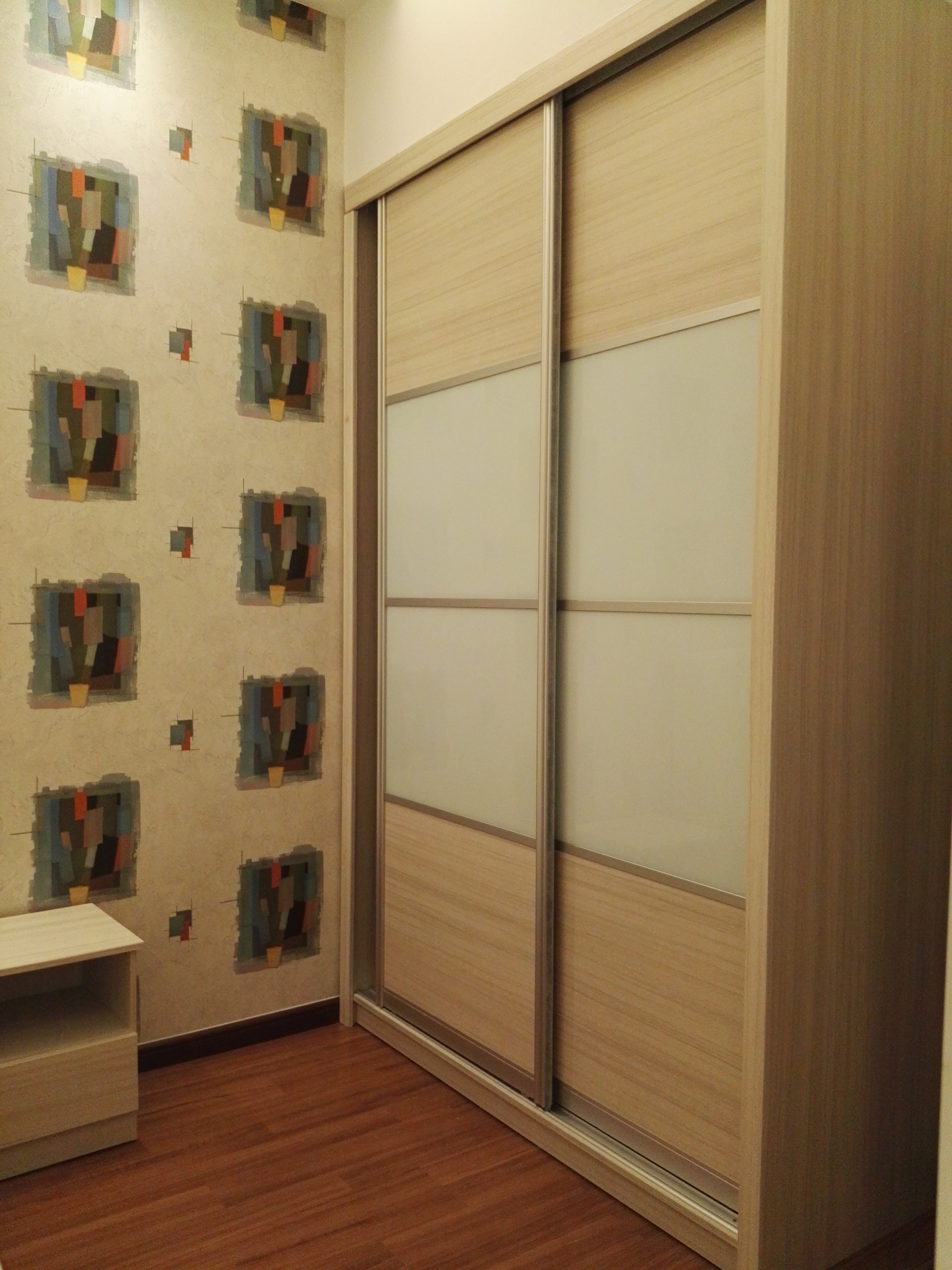 Room Plus JBK2R205 Private room with Queen Bed