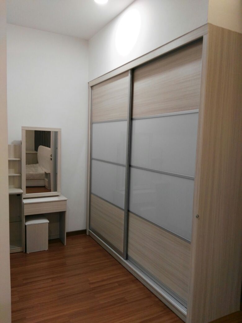 Room Plus JBK6R201 Private room with King Bed