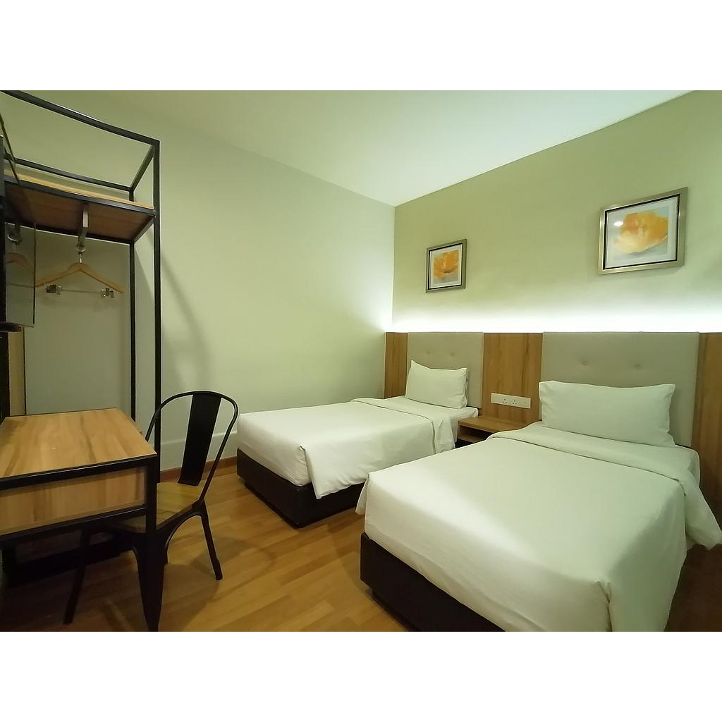 Room Plus BMMJ213