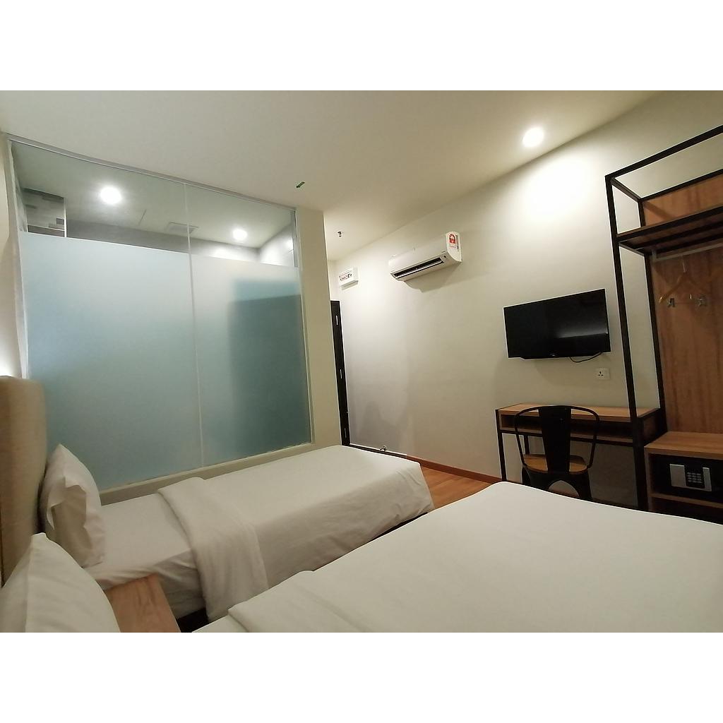 Room Plus BMMJ214