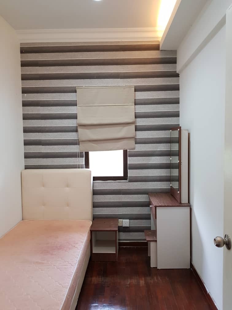 Room Plus CHSE134R1B