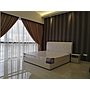 Room Plus JHZ30R201 Private Room with Queen Bed