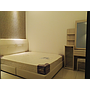 Room Plus JHZ53R202 Private Room with Queen Bed