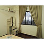 Room Plus CHSE113R3 Private Room with Queen Bed