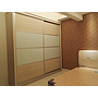 Room Plus CHSE122R5 Private Room with Queen Bed