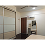 Room Plus CHSE126R1 Private Room with King Bed