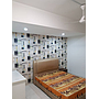 Room Plus CHSU712R5 Private Room with Queen Bed